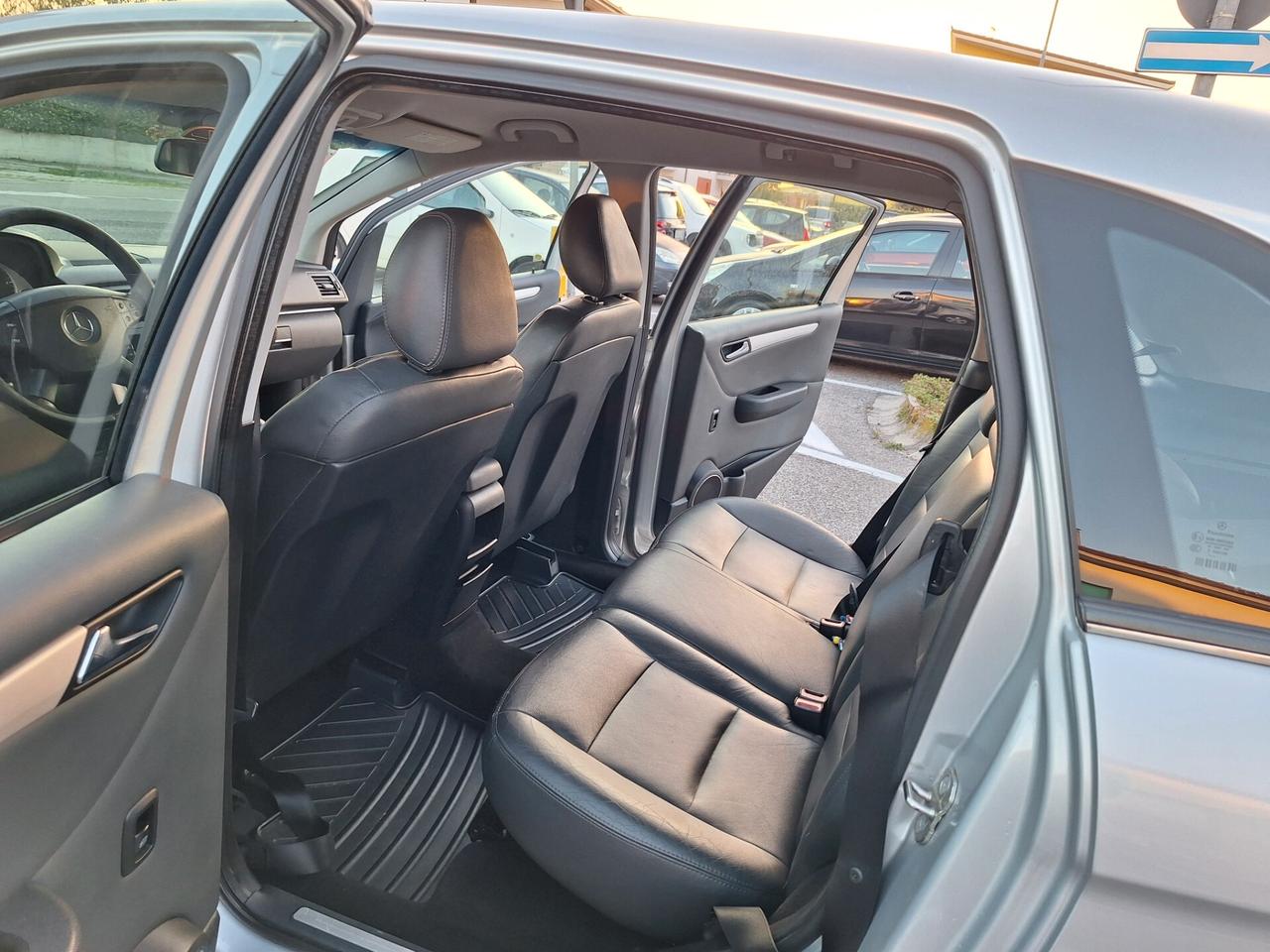 Mercedes-benz B 200 CDI Sport NEOPATENTATI PELLE TEL BLUETOOTH