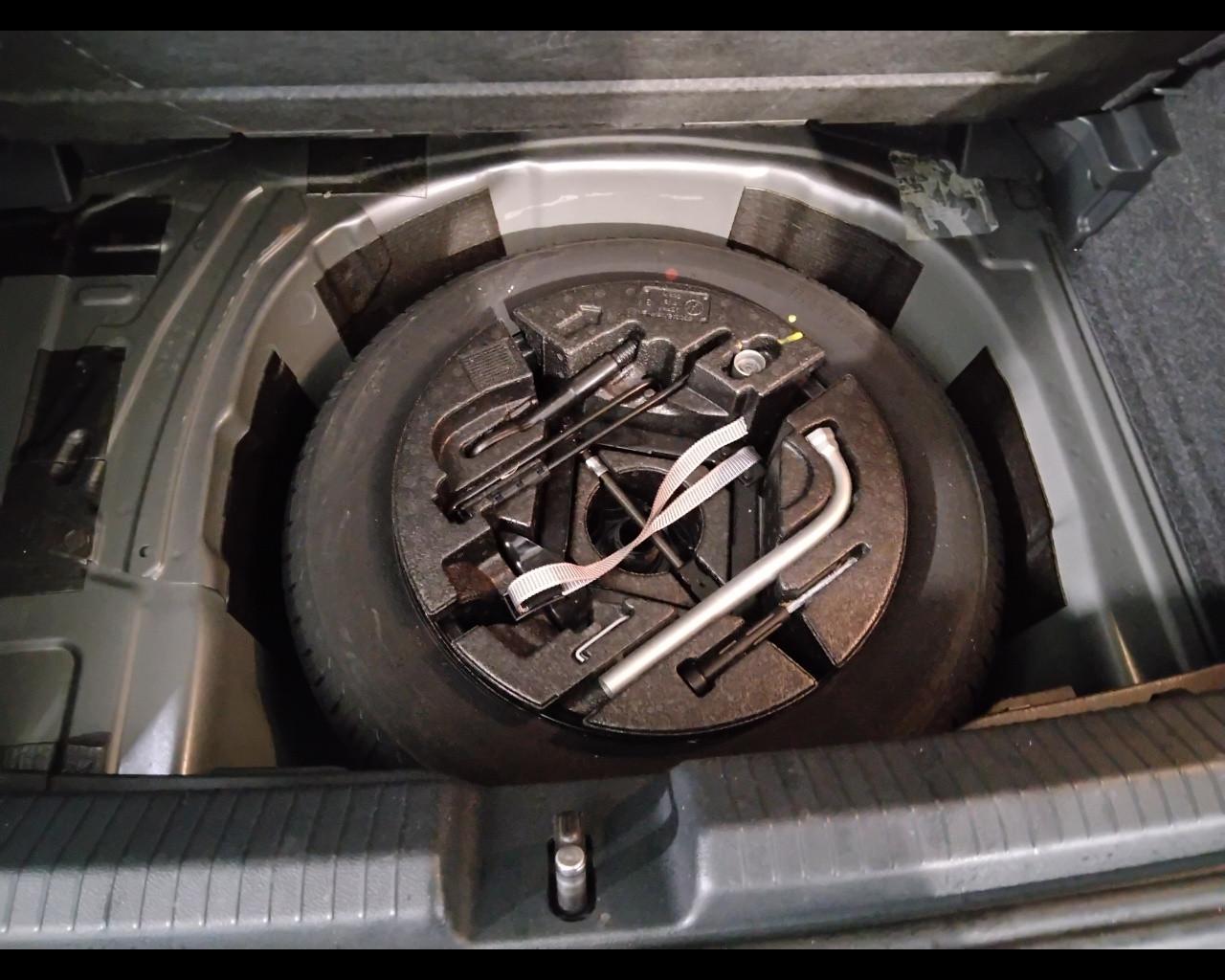 VOLKSWAGEN Polo VI 2017 - Polo 5p 1.0 mpi Comfortline 75cv