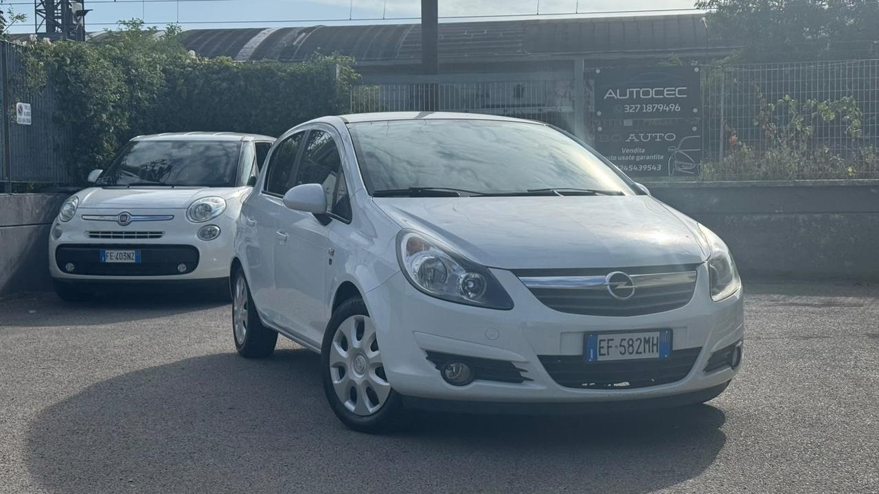 Opel Corsa 1.2 85CV 5 porte GPL-TECH Club