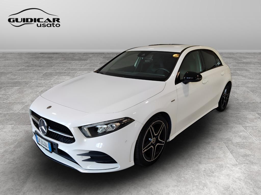 Mercedes-Benz Classe A - W177 2018 - A 180 d Premium auto