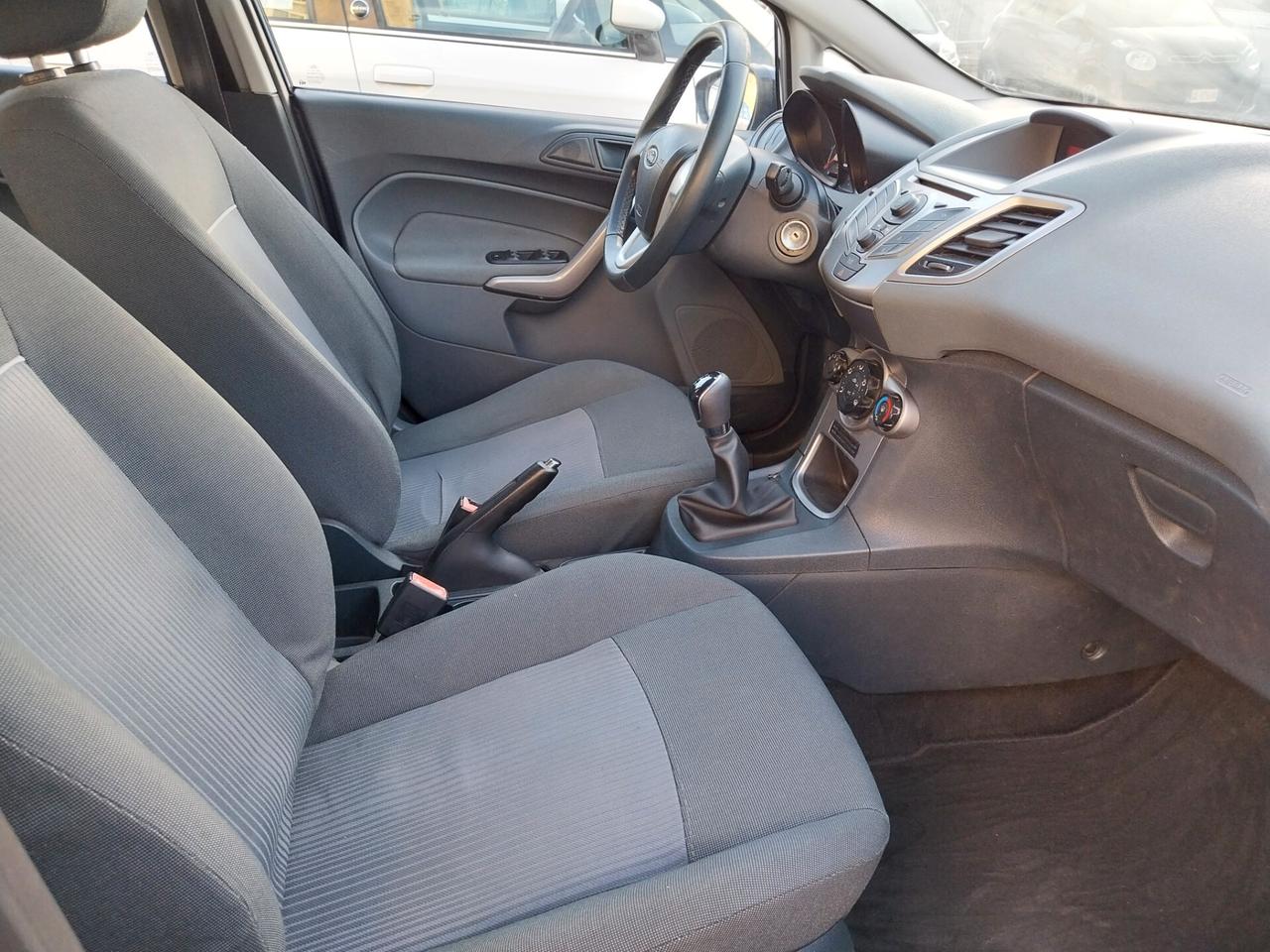 FORD FIESTA 1.4 DIESEL 5 PORTE 2011