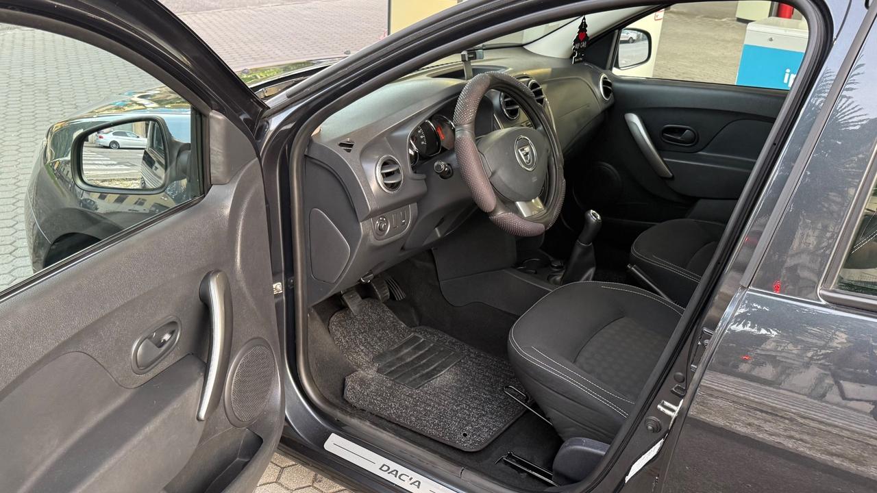 Dacia Logan MCV 1.5 dCi 8V 90CV Start&Stop aut. SS Lauréate Family