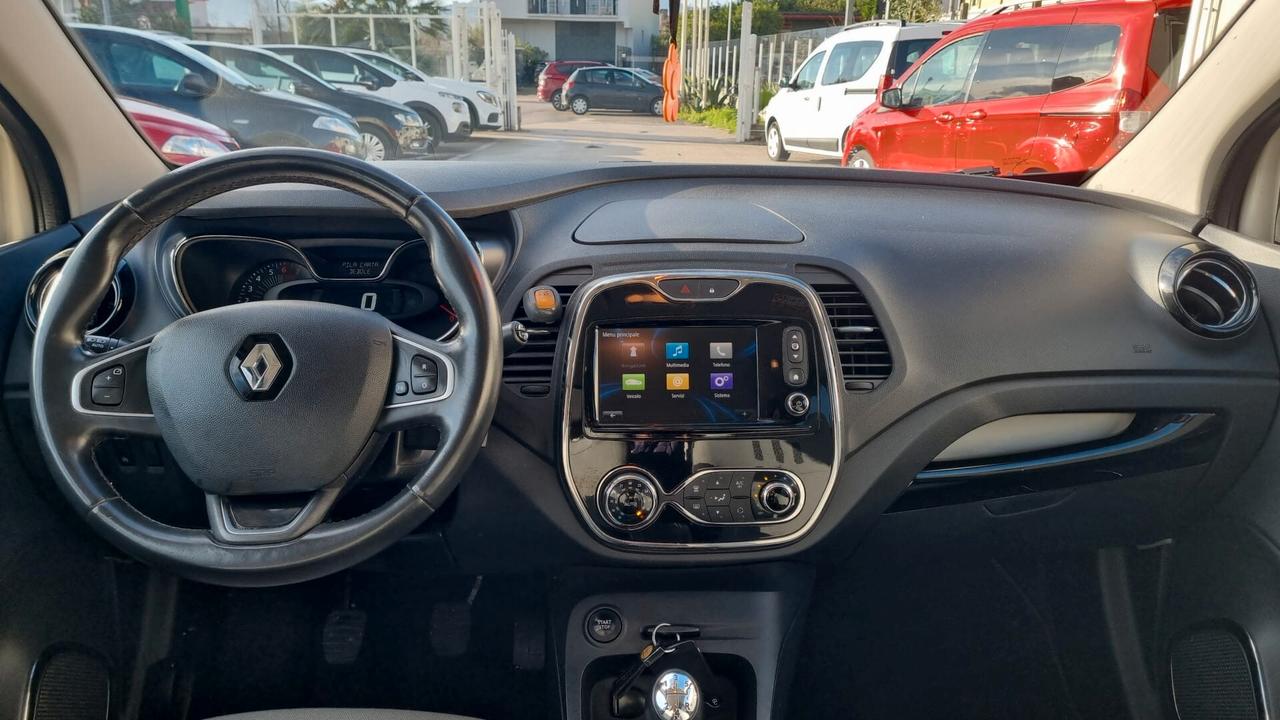 Renault Captur TCe 12V 90 CV Start&Stop Energy Intens-BENZINA-EURO6B-