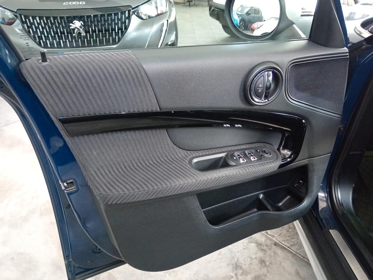 Mini Cooper D Countryman 2.0 Business Automatica Full Optional
