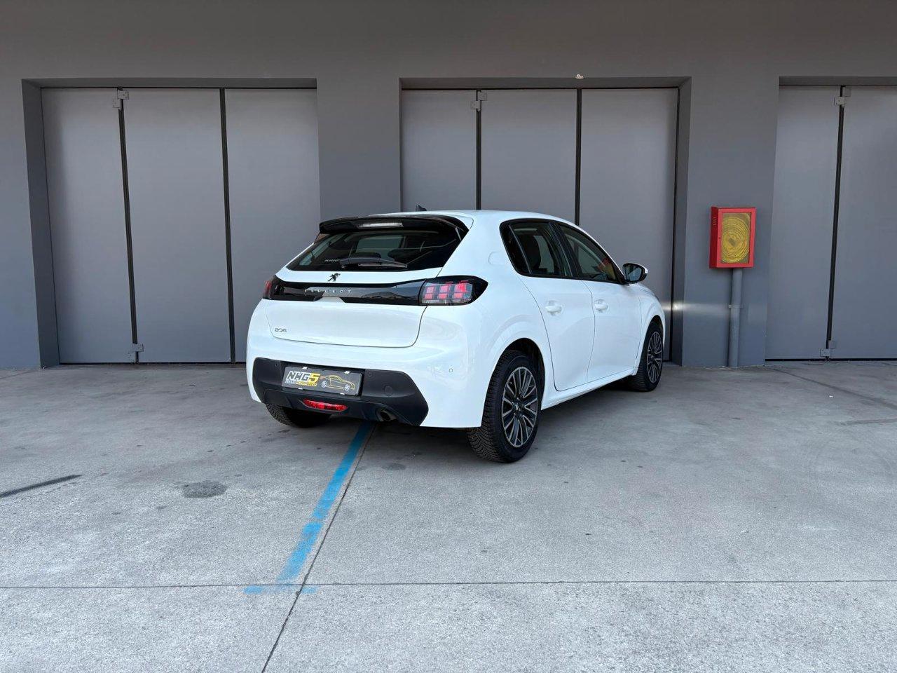 Peugeot 208 5 Porte 208 1.5 bluehdi Active s&s 100cv