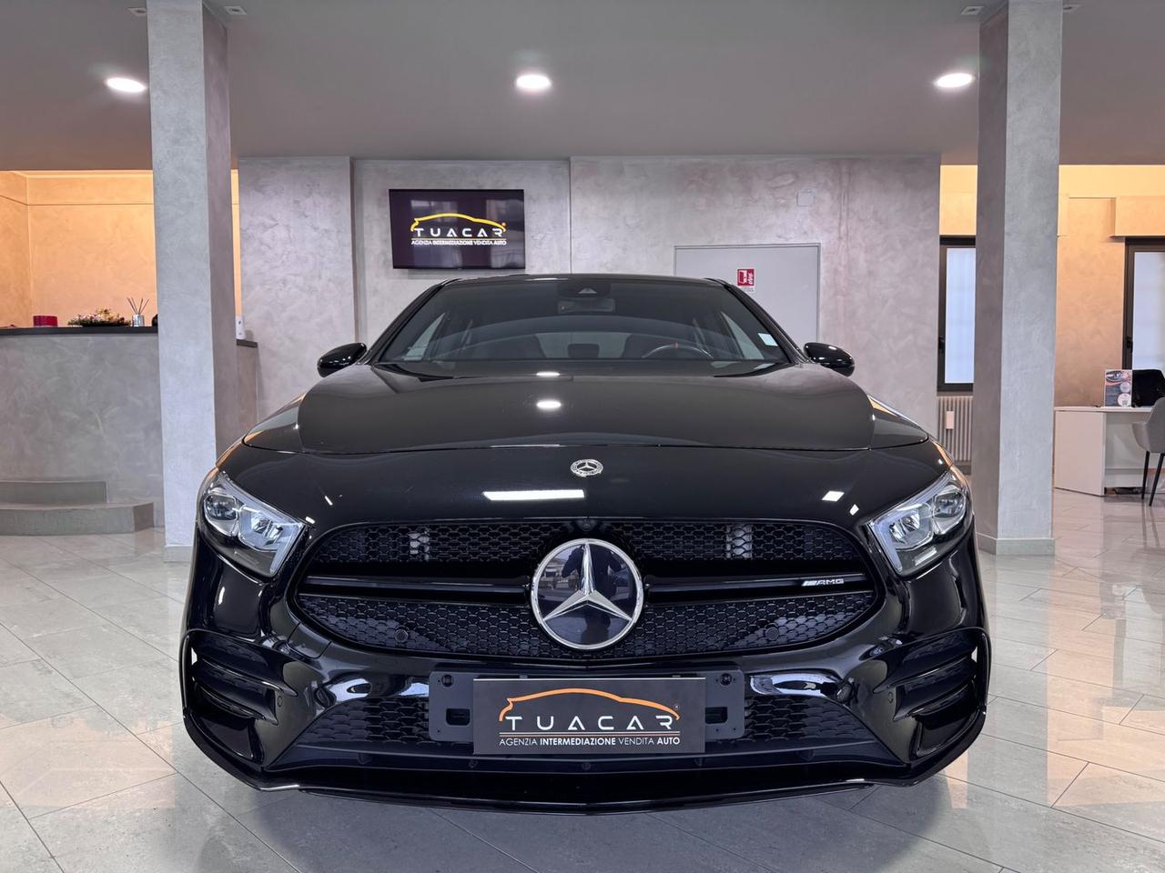 Mercedes-Benz A 35 AMG AMG PREMIUM