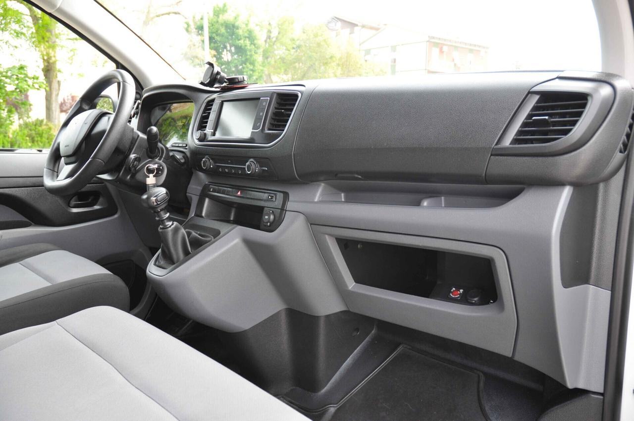 Peugeot Traveller Expert 1.6 BlueHdi 9 Posti