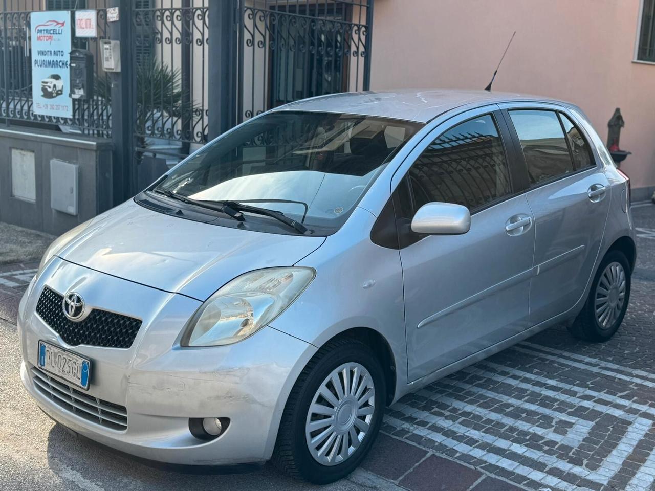 Toyota Yaris 1.3 5 porte Navi