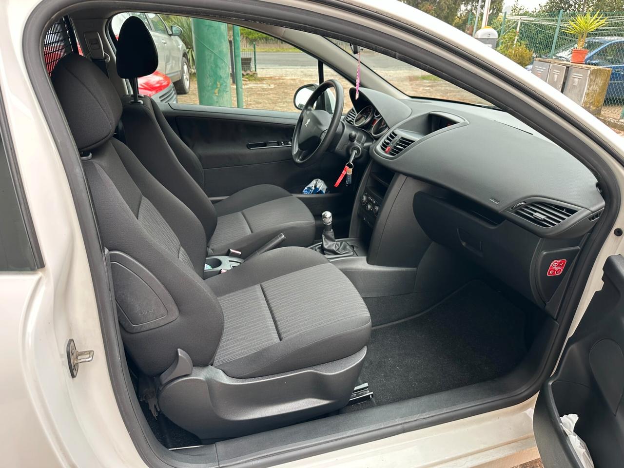 Peugeot 207 1.4 HDI VAN (12 RATE)
