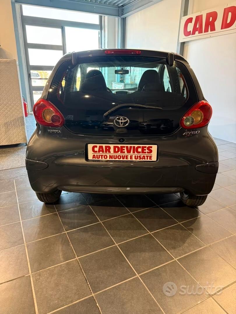 Toyota Aygo - 70 MILA KM - NEOPATENTATI