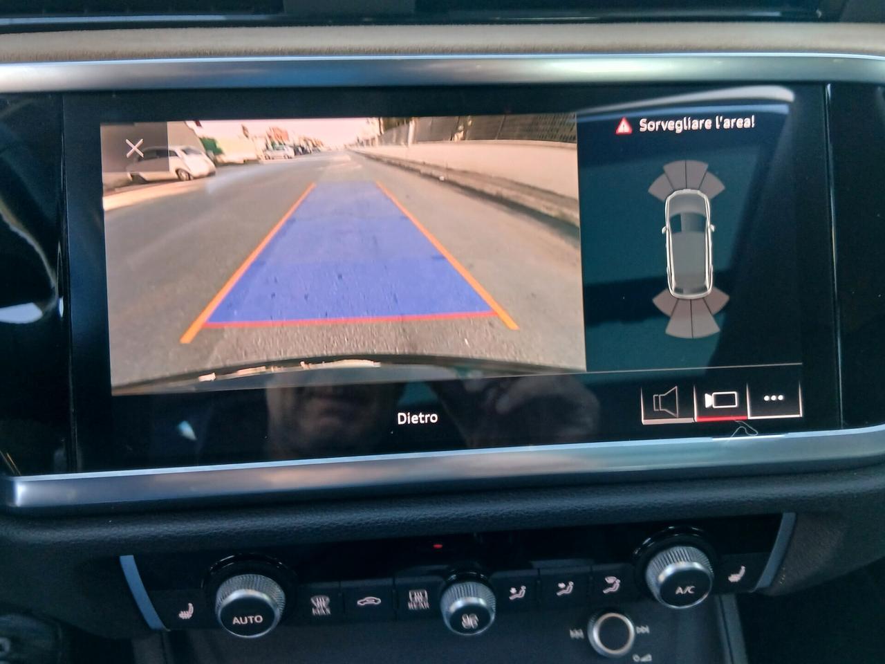 Audi Q3 35 TDI S tronic Business Advanced