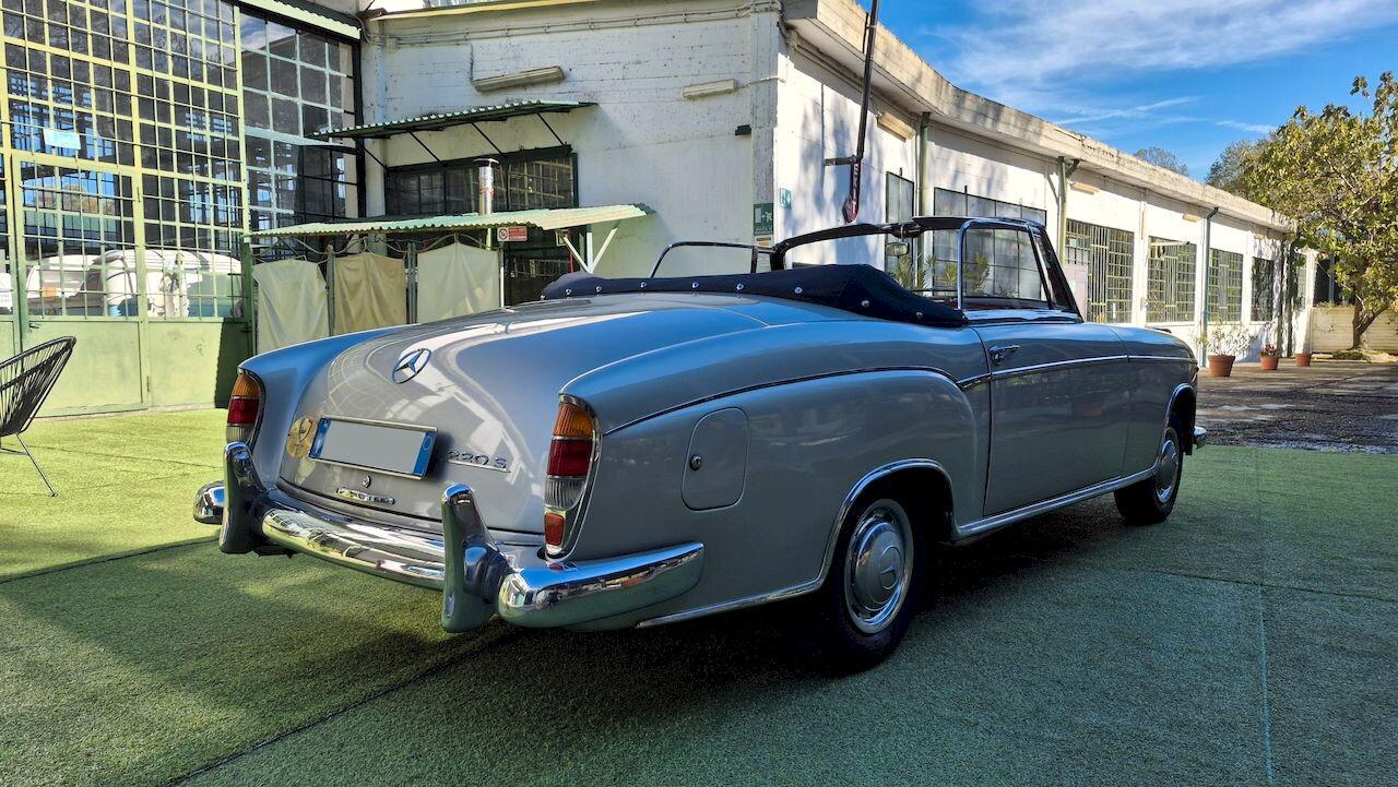 Mercedes-Benz 220 S Ponton Cabriolet W180 – 1957