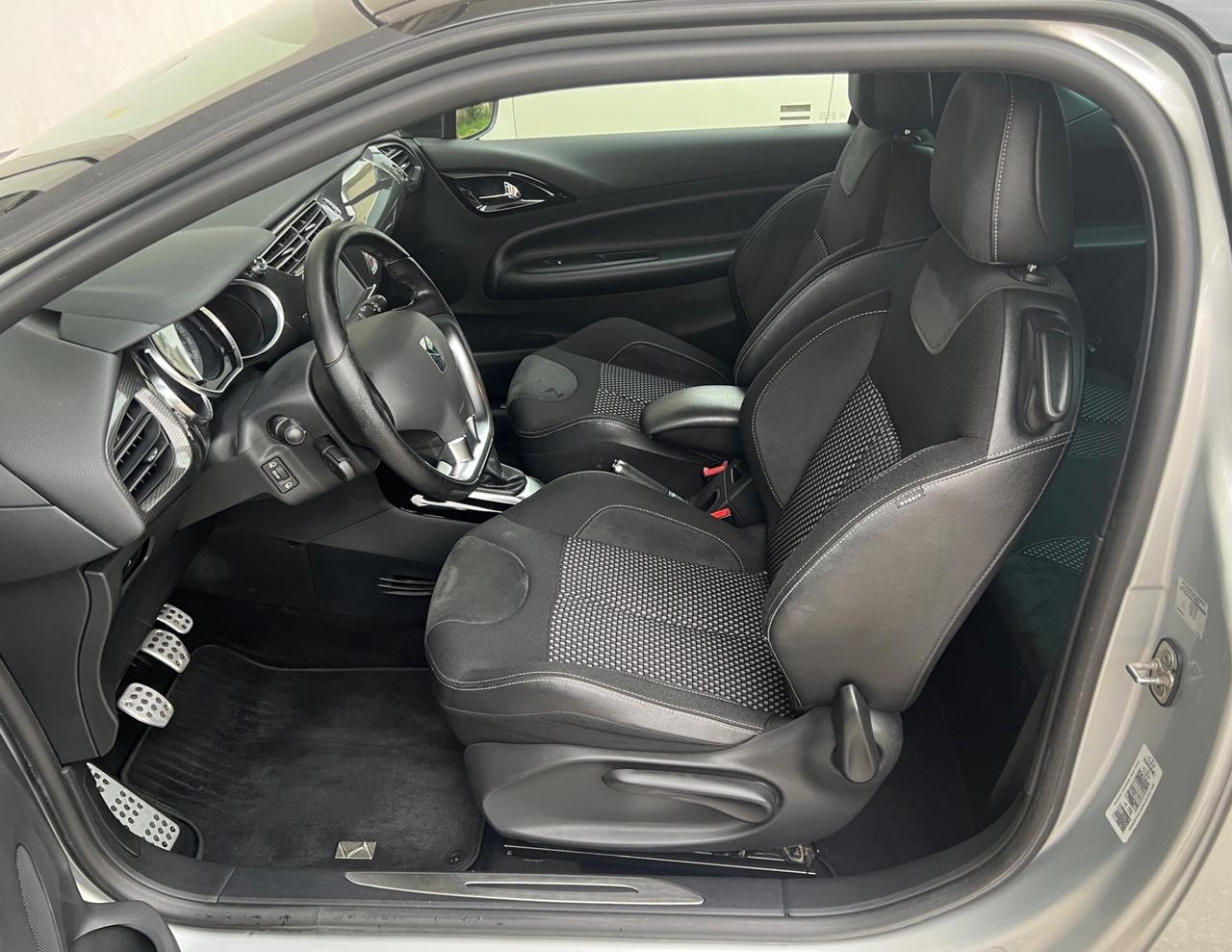 Citroen DS3 1.6 HDi 110 Exclusive SportChic