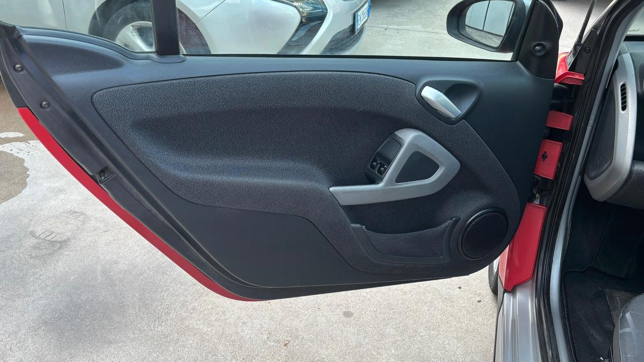 Smart ForTwo 1000 52 kW coupé pure