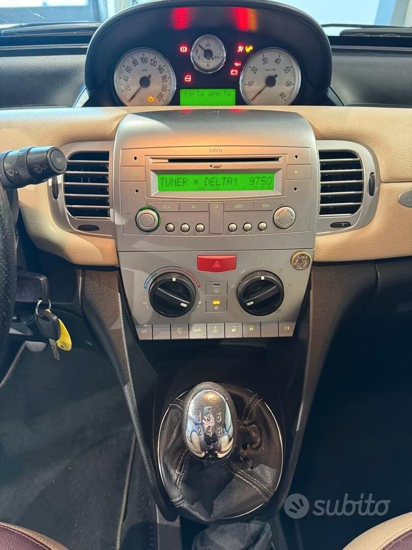 Lancia Ypsilon 1.4 ECO GPL - NEOPATENTATI