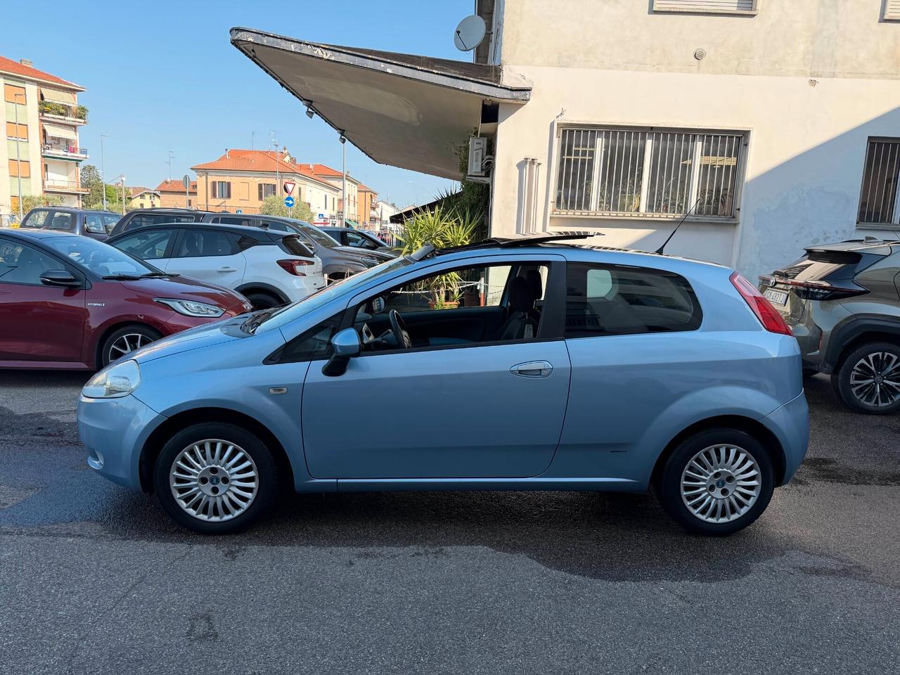 Fiat Grande Punto 1.4 Active NEOPATENTATI