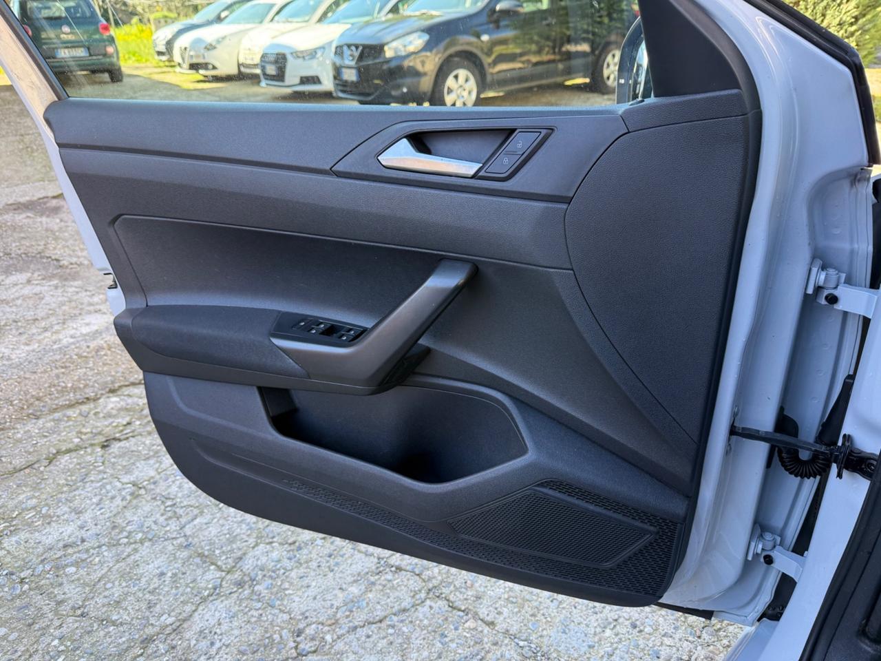 Volkswagen Polo 1.0 MPI 5p. Trendline