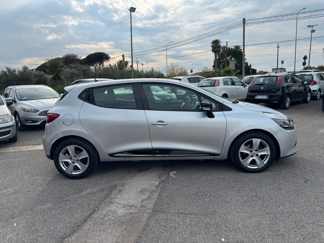 Renault Clio 1.5 DCI 75CV 5P NEOPATENTATI 2014