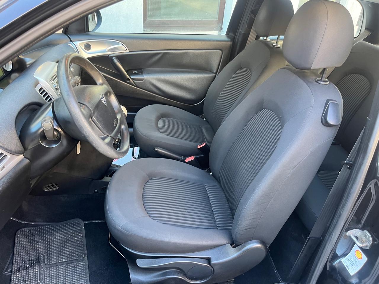 Lancia Ypsilon 1.3 MJT 75 CV Elle
