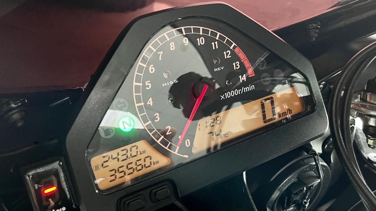 HONDA CBR 1000 MONOPOSTO 171 CV - FULL LED, MAI USATA IN PISTA, GOMME NUOVE