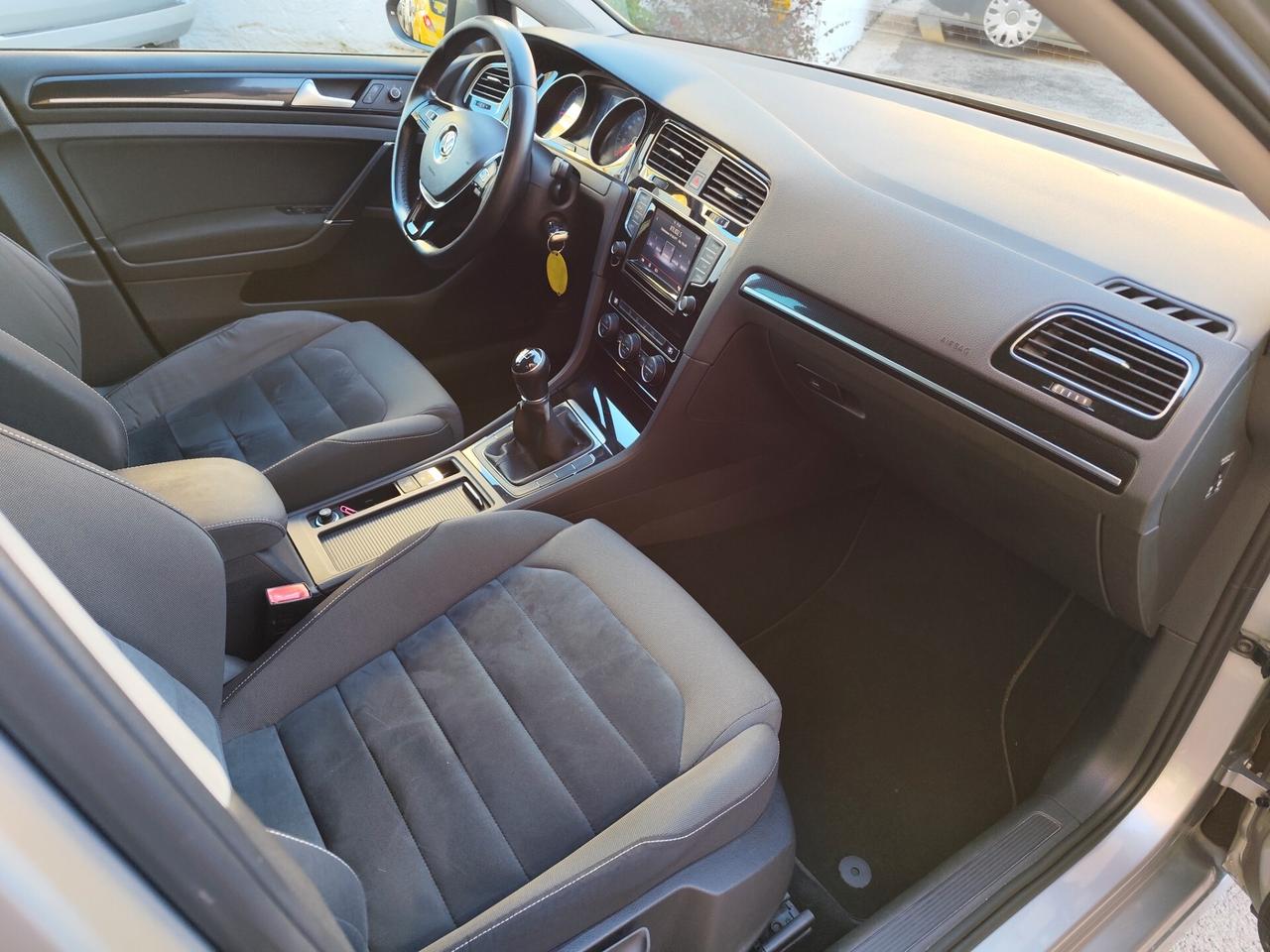 Volkswagen Golf Business 1.6 TDI 5p. Highline BlueMotion Technology