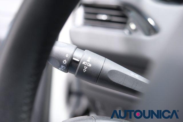 PEUGEOT 208 PURETECH 82 5 PORTE GPL ALLURE NEOPATENTATI