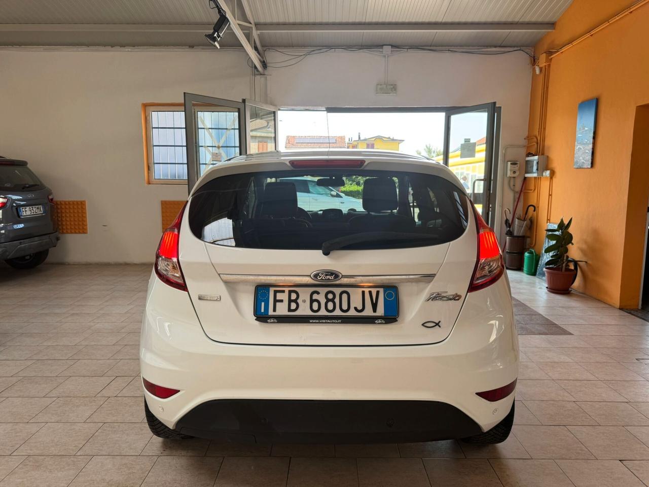 Ford Fiesta 1.0 EcoBoost 100CV 5 porte Black & White Edition