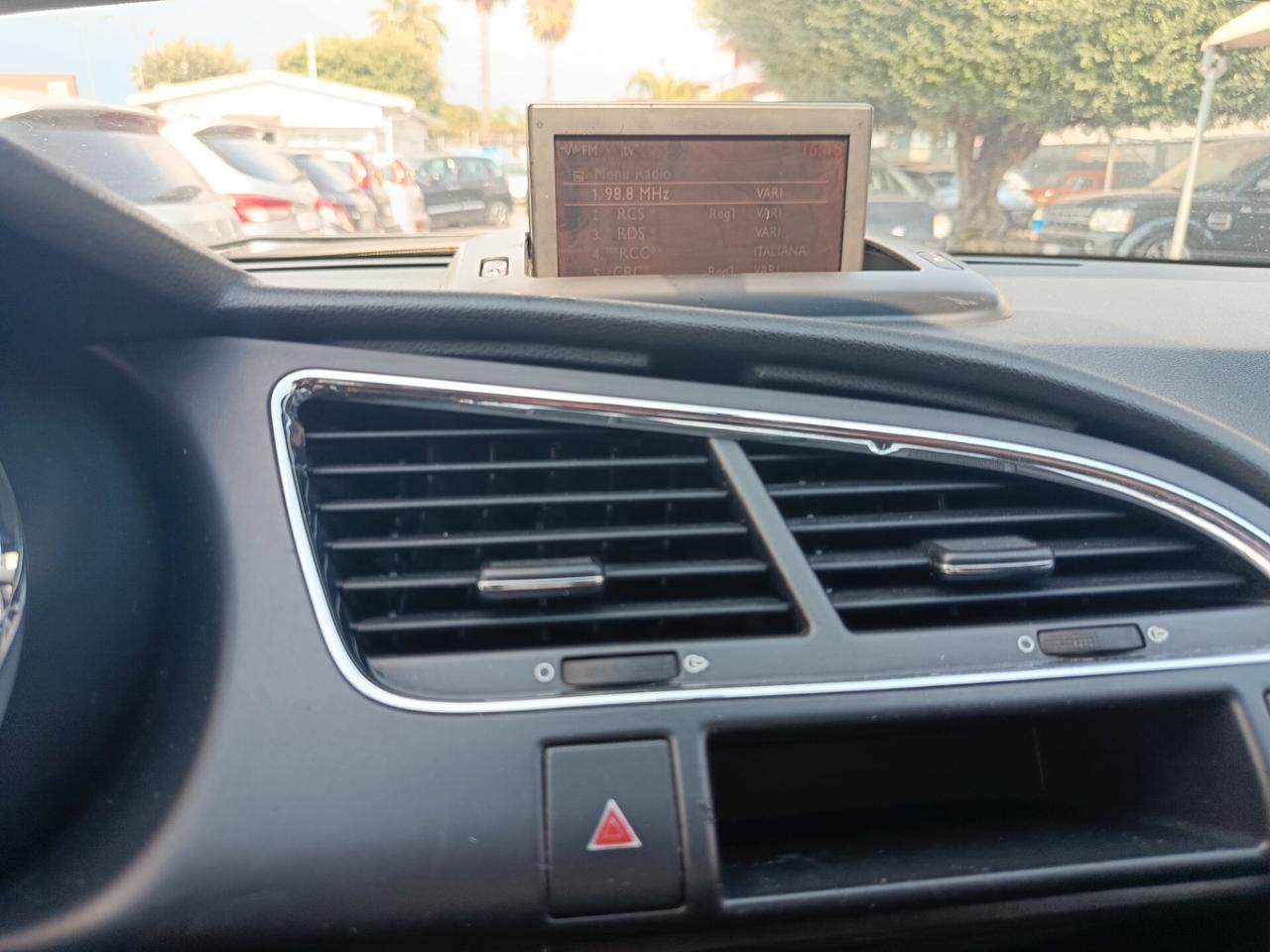 Peugeot 3008 1.6 HDi 112CV cambio robotizzato Premium