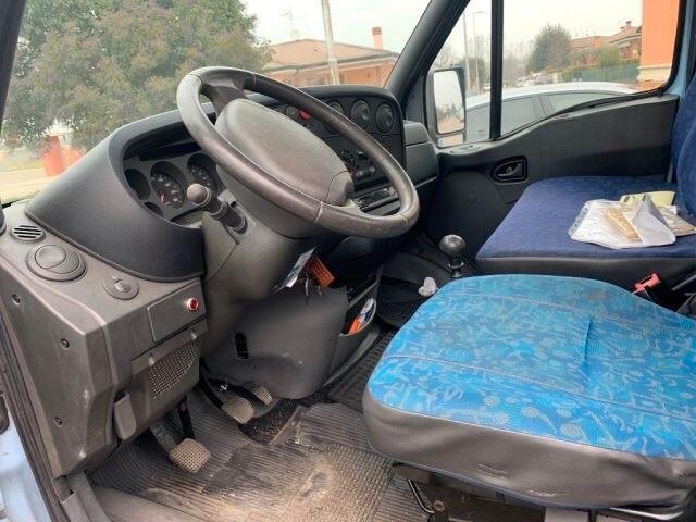 Iveco Daily carroatrezzi iveco 35c15 g