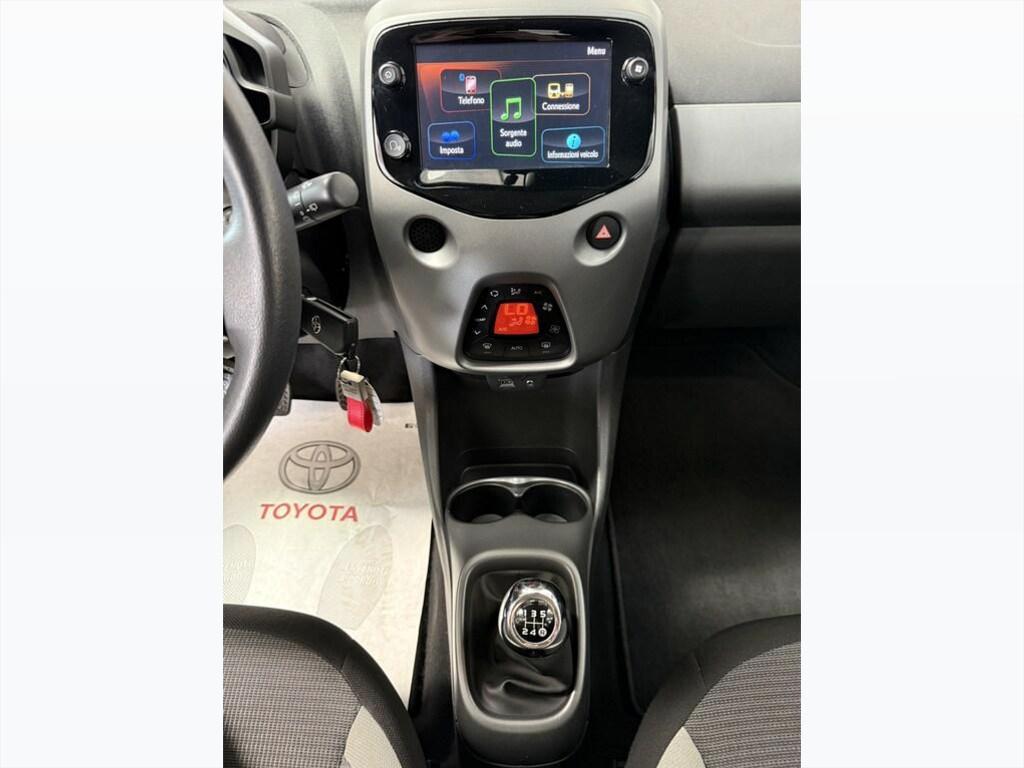 Toyota Aygo 5 Porte 1.0 VVT-i x-fun