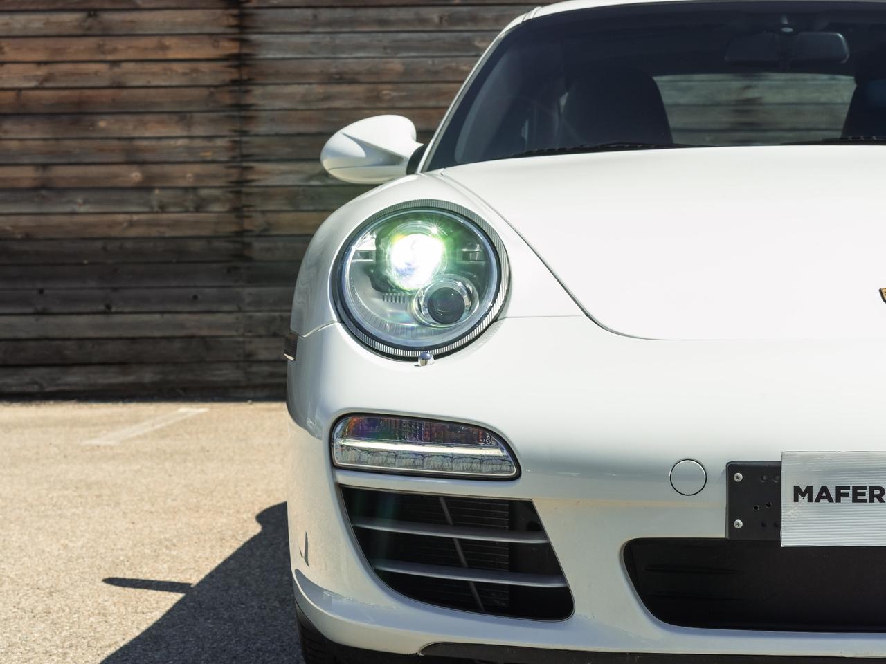 Porsche 911 Carrera 4S Coupé