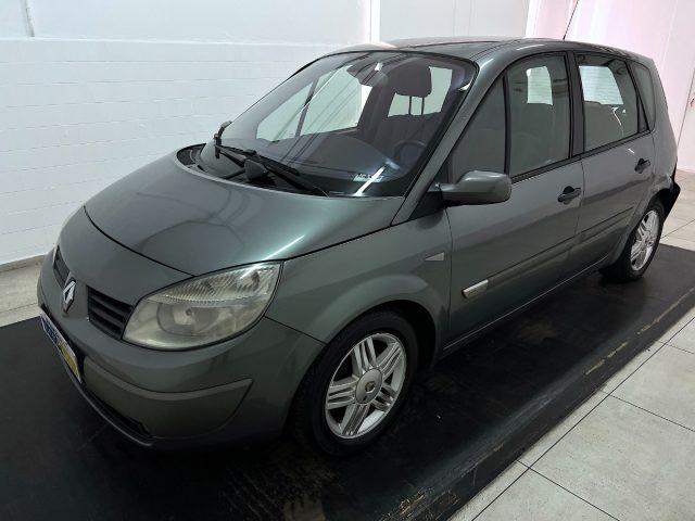 RENAULT Scenic 1.9 dCi Luxe Privilège 120cv