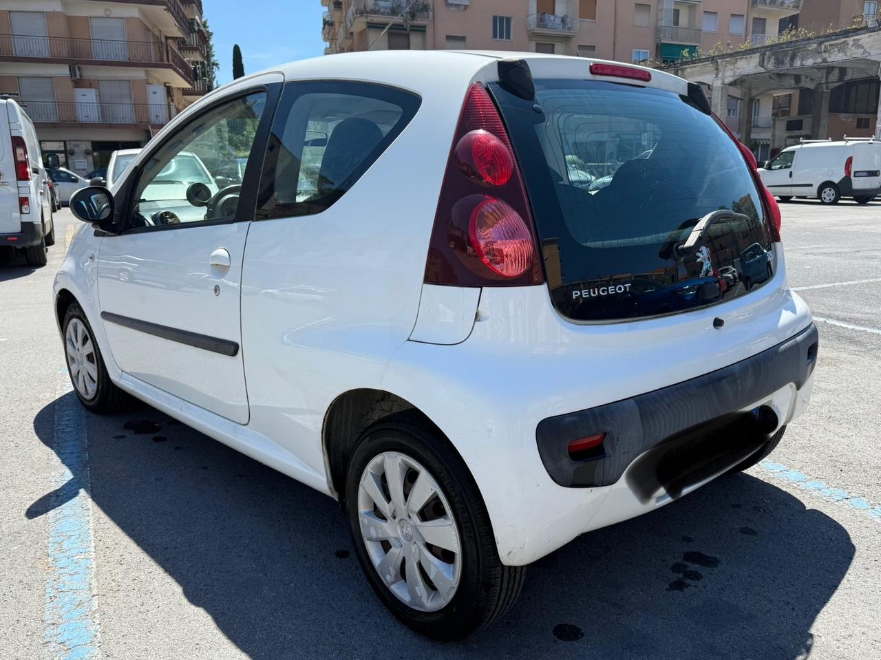 Peugeot 107 1.0 68CV 5p. AUTOMATICA