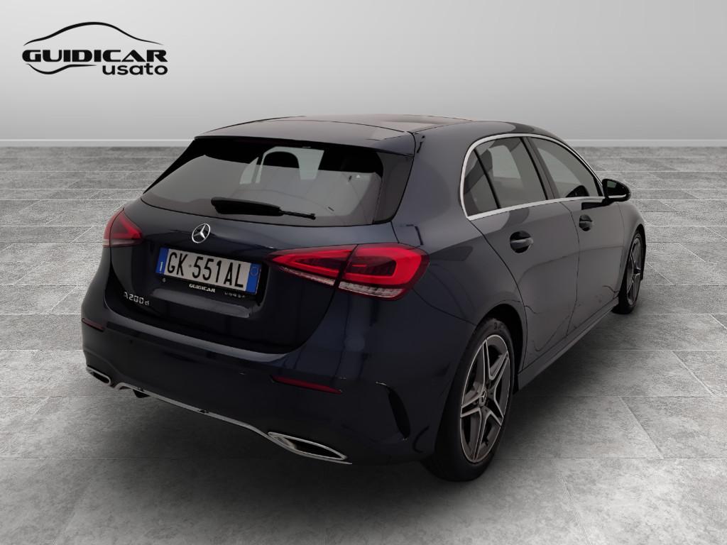 Mercedes-Benz Classe A - W177 2018 - A 200 d Premium Night edition auto