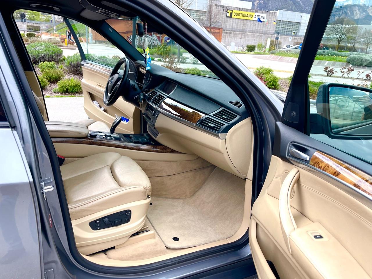 Bmw X5 3.0d 235cv ,,IMMACOLATA” 7 posti Gancio 3500kg