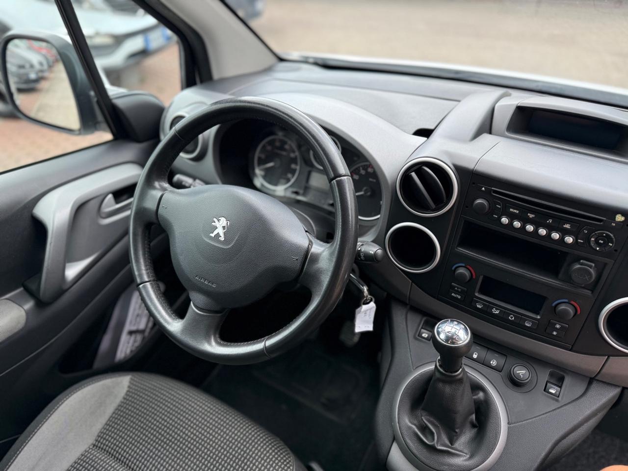 Peugeot Partner Tepee BlueHDi 100 5 POSTI