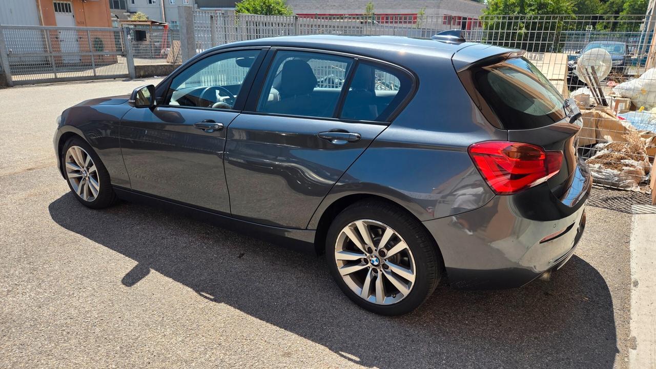 Bmw 118 118i 5p. Sport neo patentati unico proprietario