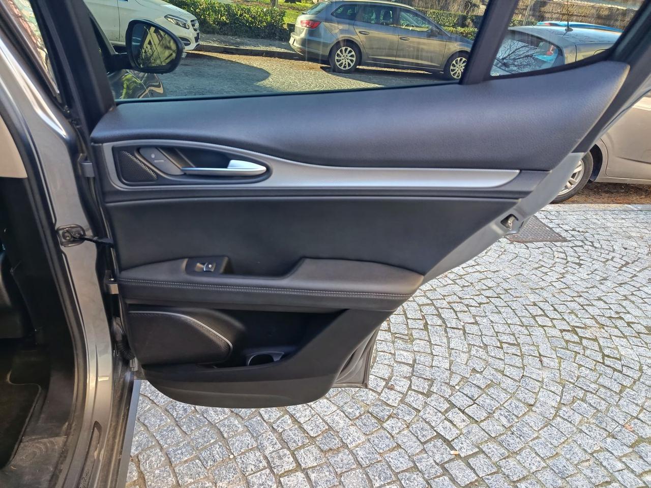 Alfa Romeo Stelvio Sprint 2.2 #8429