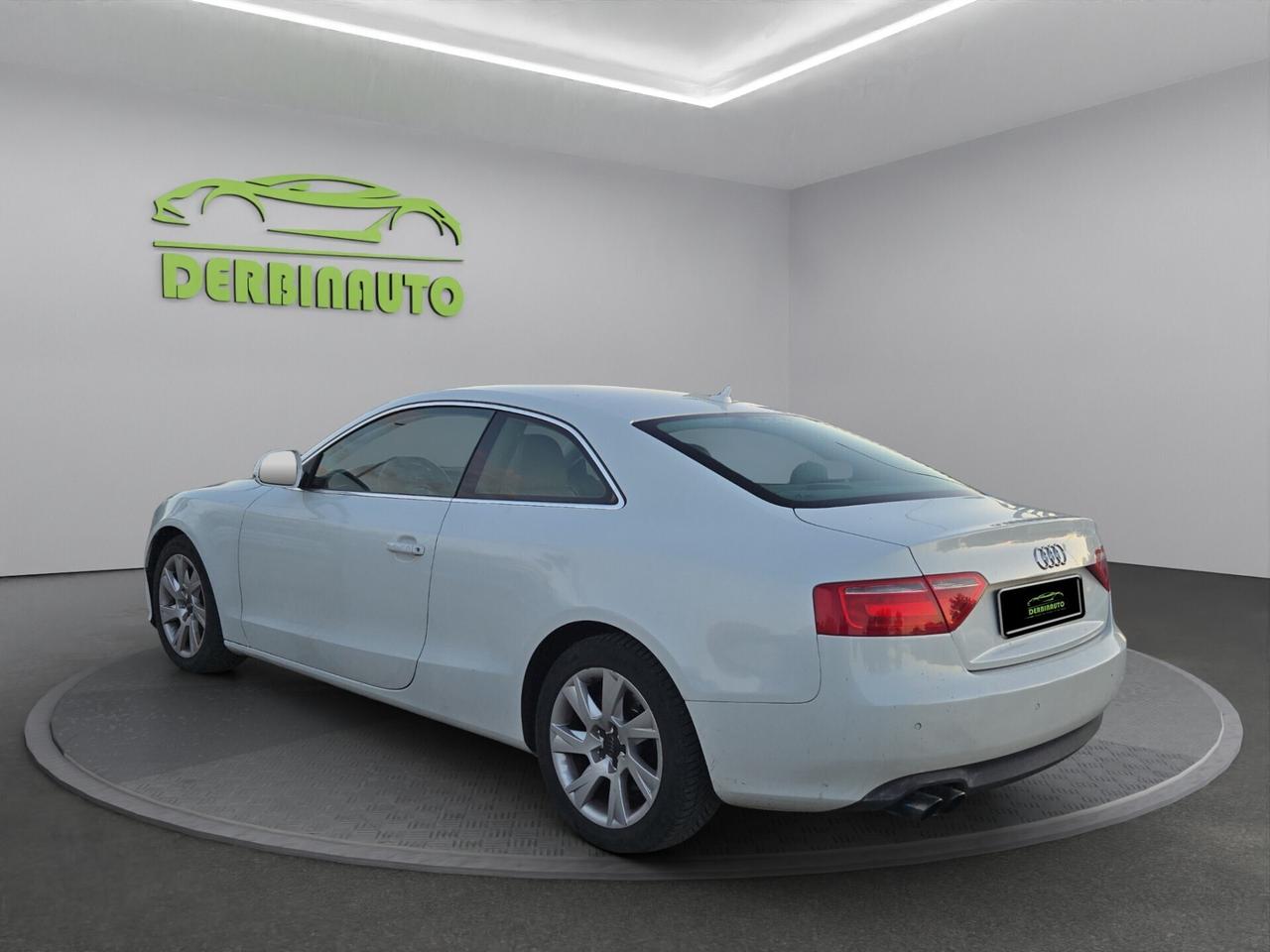 Audi A5 2.0 TFSI 180 CV Ambition
