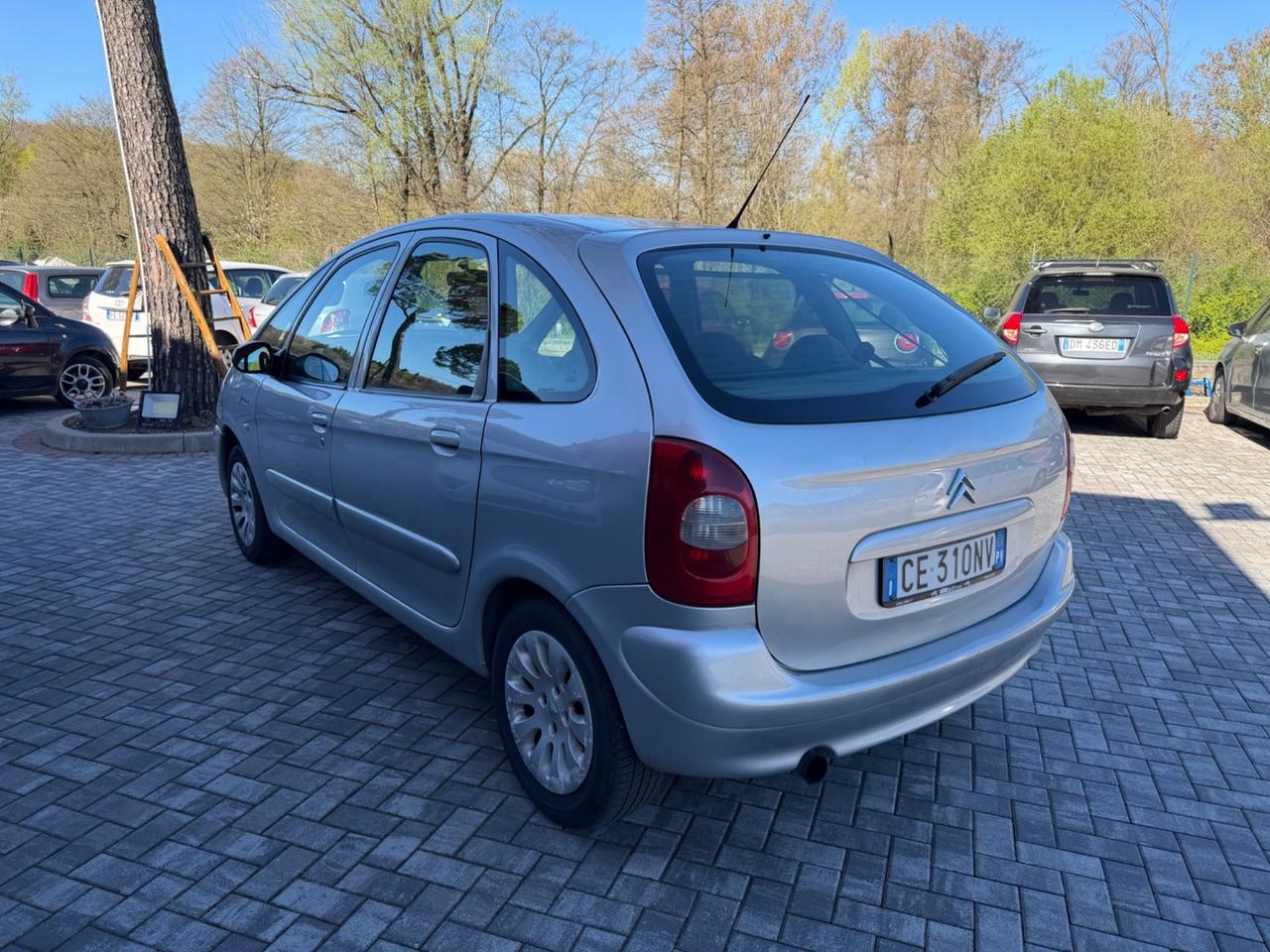 Citroen Xsara Picasso 2.0 HDi - NEOPATENTATI
