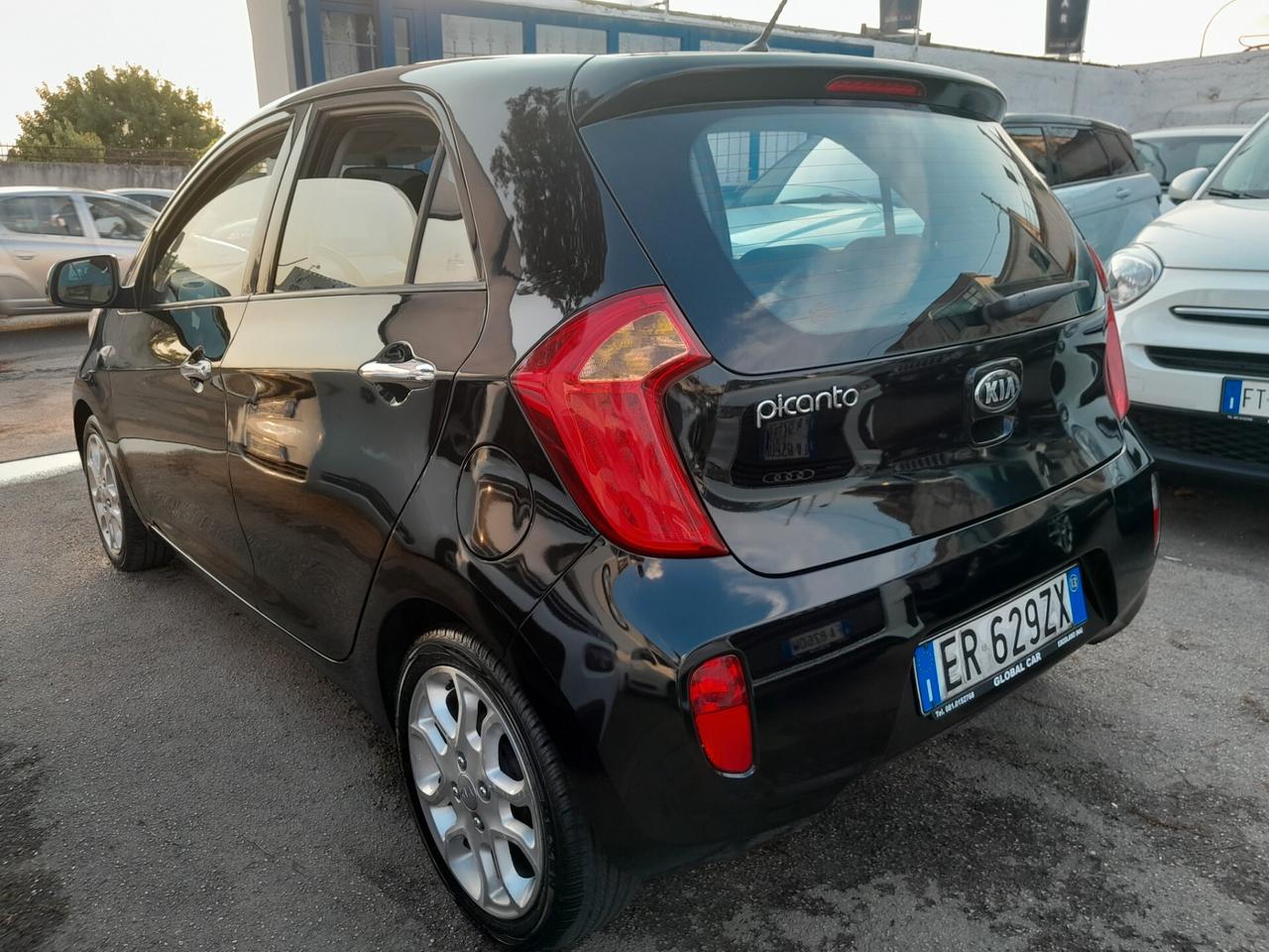 Kia Picanto 1.0 12V 5 porte Cool MOTORE NUOVO