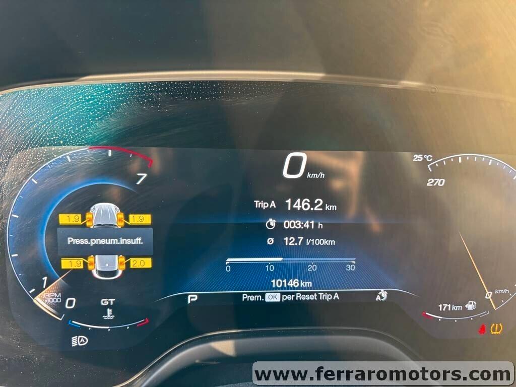 Maserati Grecale MHEV 300 CV solo 10.000 KM IVA ESPOSTA Tua a soli 579 Euro al mese