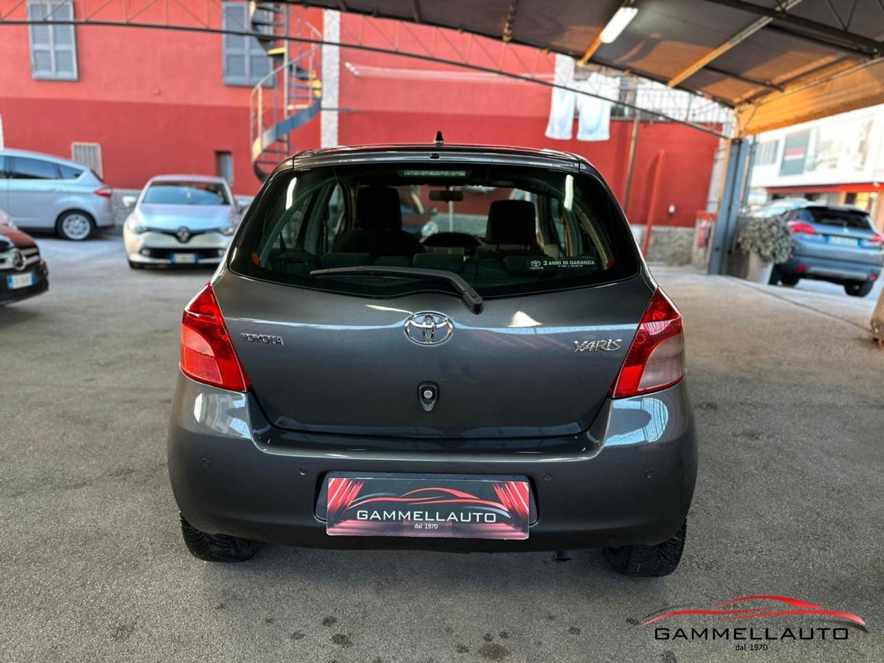 Toyota Yaris 1.4D Navy 90cv