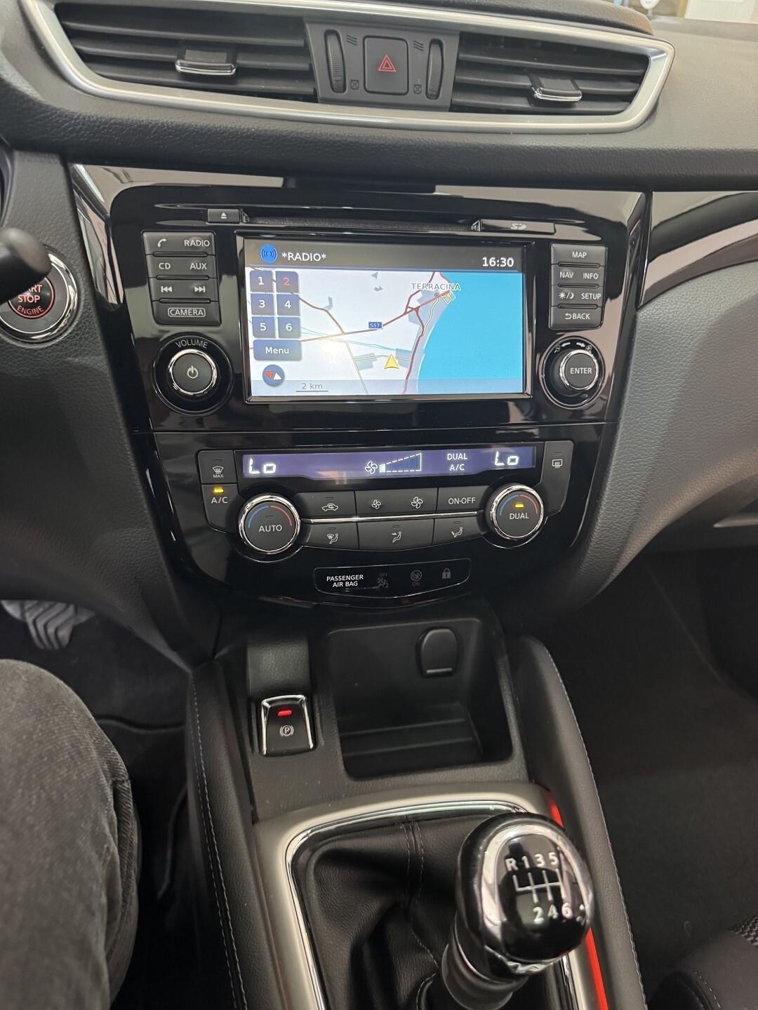 Nissan QASHAI 1.6 DCi N-Tech Tetto-Navigatore