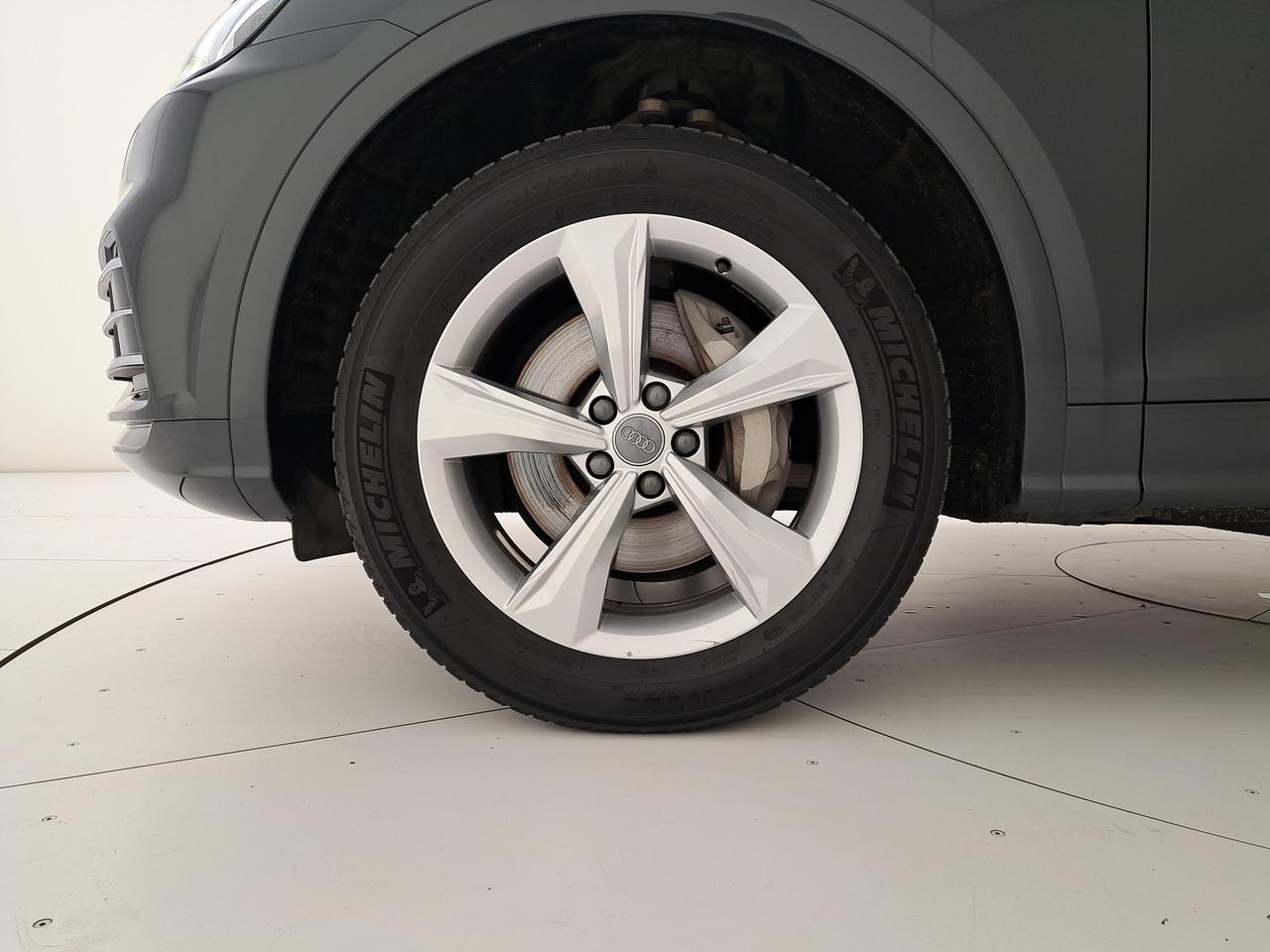 Audi Q5 55 2.0 tfsi e business quattro 367cv s-tronic