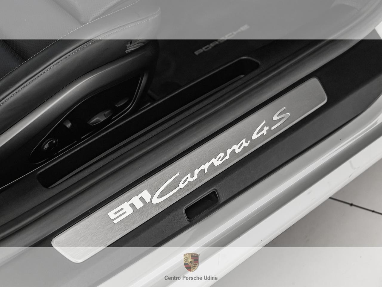 Porsche 911 coupe 3.0 carrera 4s auto