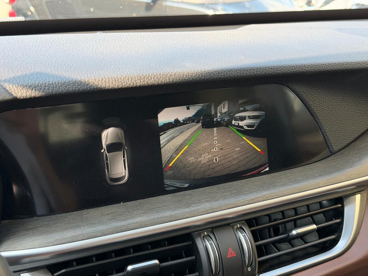Alfa Romeo Stelvio 2.0cc Q4 280cv auto