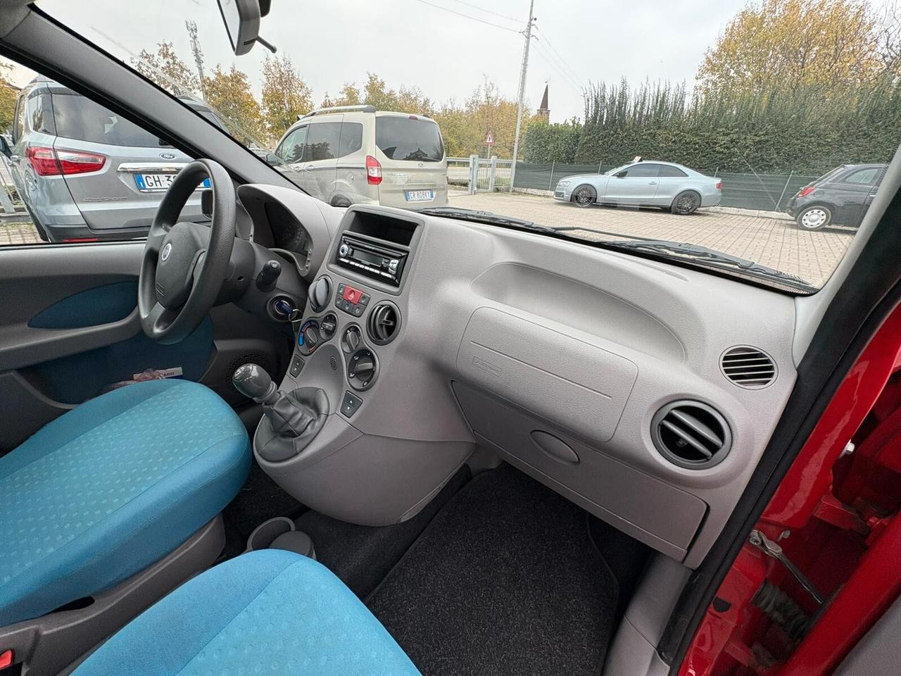 FIAT PANDA 1.2 BENZINA SI A NEOPATENTATI KM 50.668