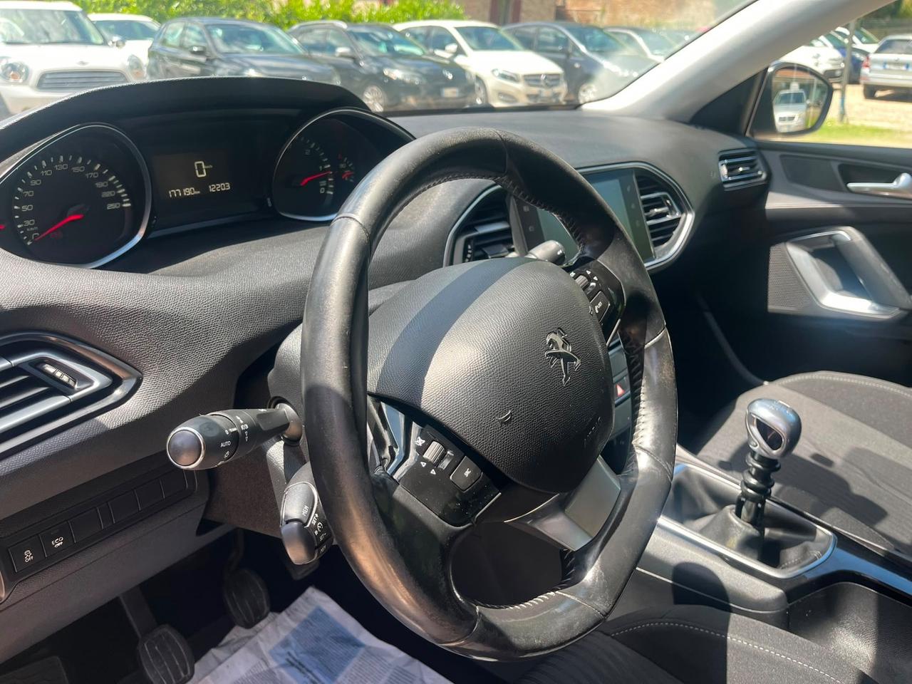 Peugeot 308 1.6 e-HDi 115 CV Stop&Start Active