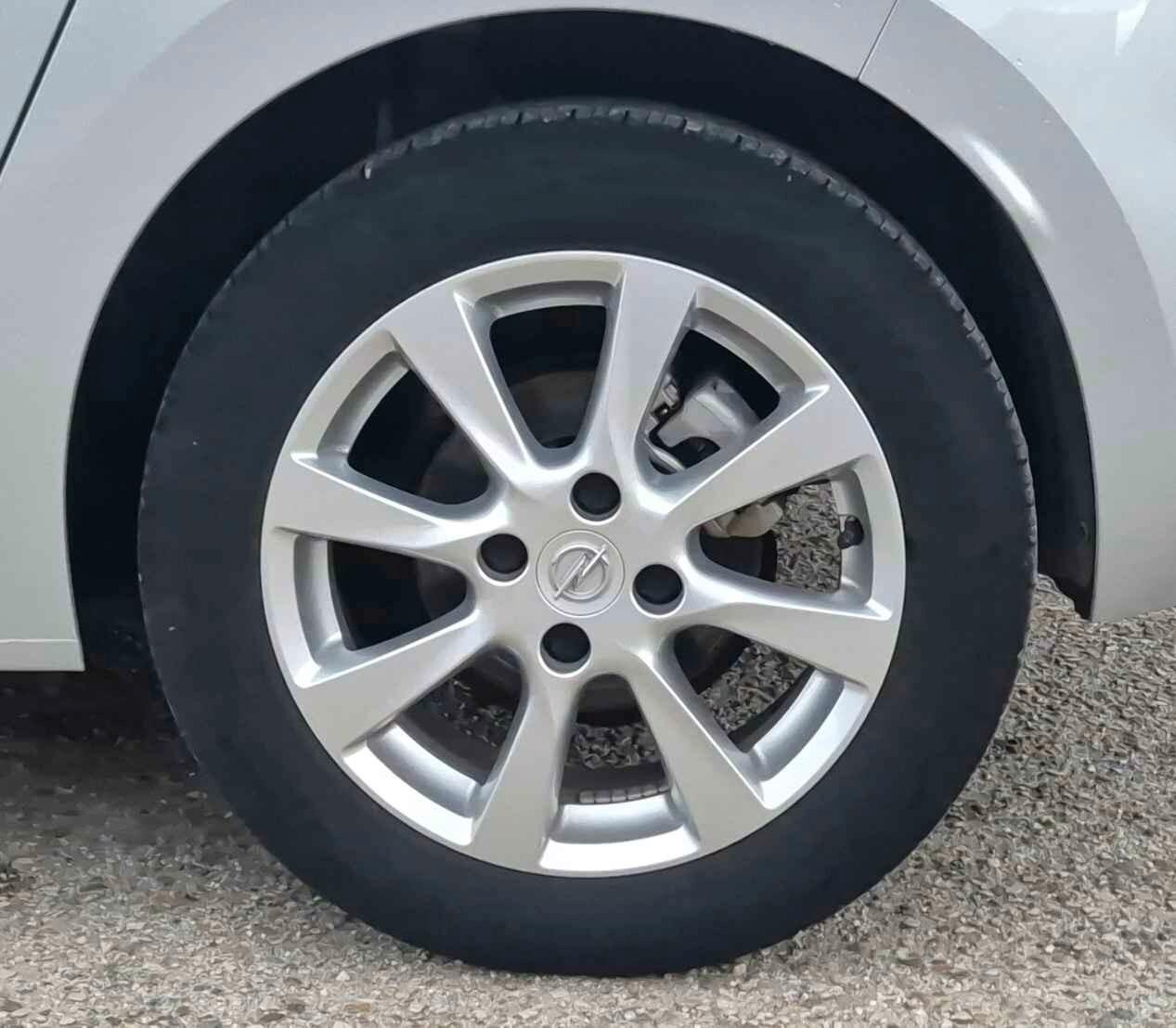 Opel Corsa 1.5 D 100 CV Edition km 63857